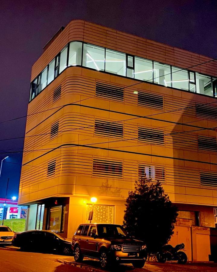 Апарт отель Manolle Boutique Бухарест Экстерьер фото